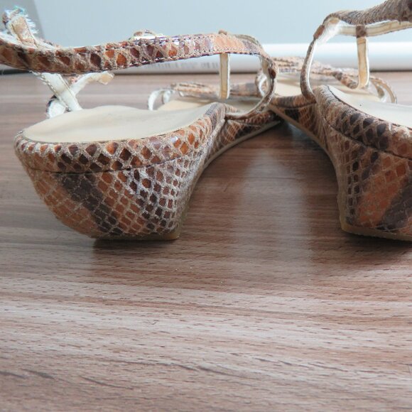 STUART WEITZMAN Leather Snakeskin Strappy Low Wedge Sandals Quiet Luxury US 8 - Picture 12 of 15